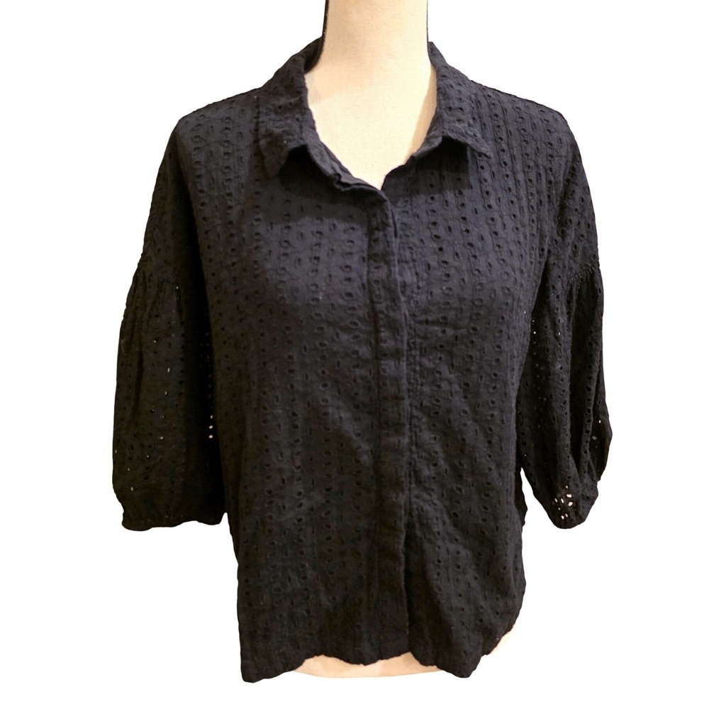 Evereve Black Eyelet Button Down Shirt Puff Sleeve Cotton Blouse E22W921 Size M